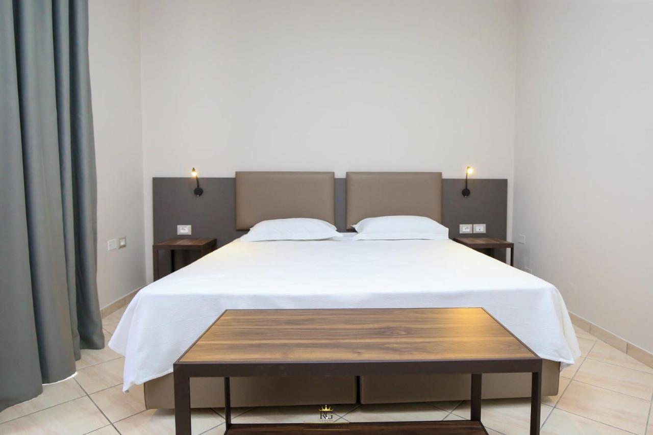 Regina Garden Vlorë Εξωτερικό φωτογραφία