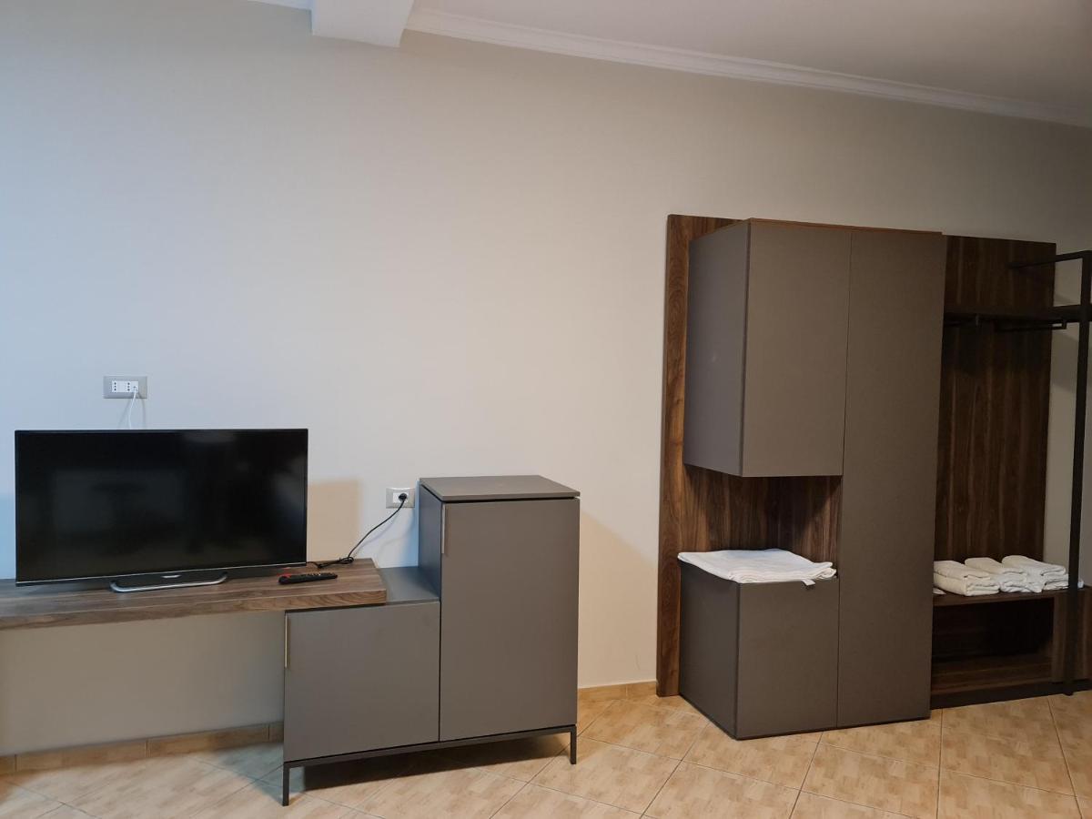 Regina Garden Vlorë Εξωτερικό φωτογραφία
