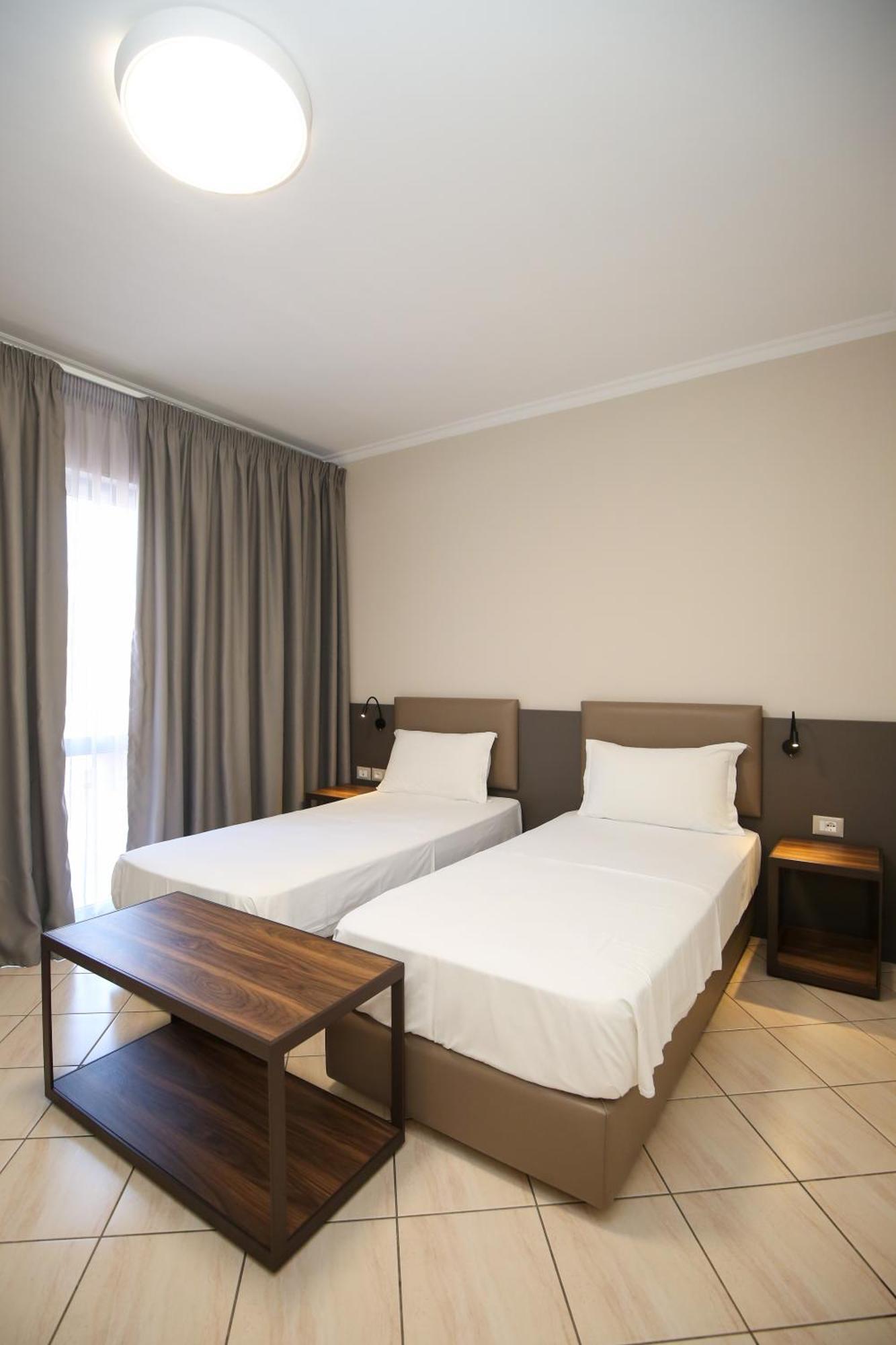 Regina Garden Vlorë Εξωτερικό φωτογραφία